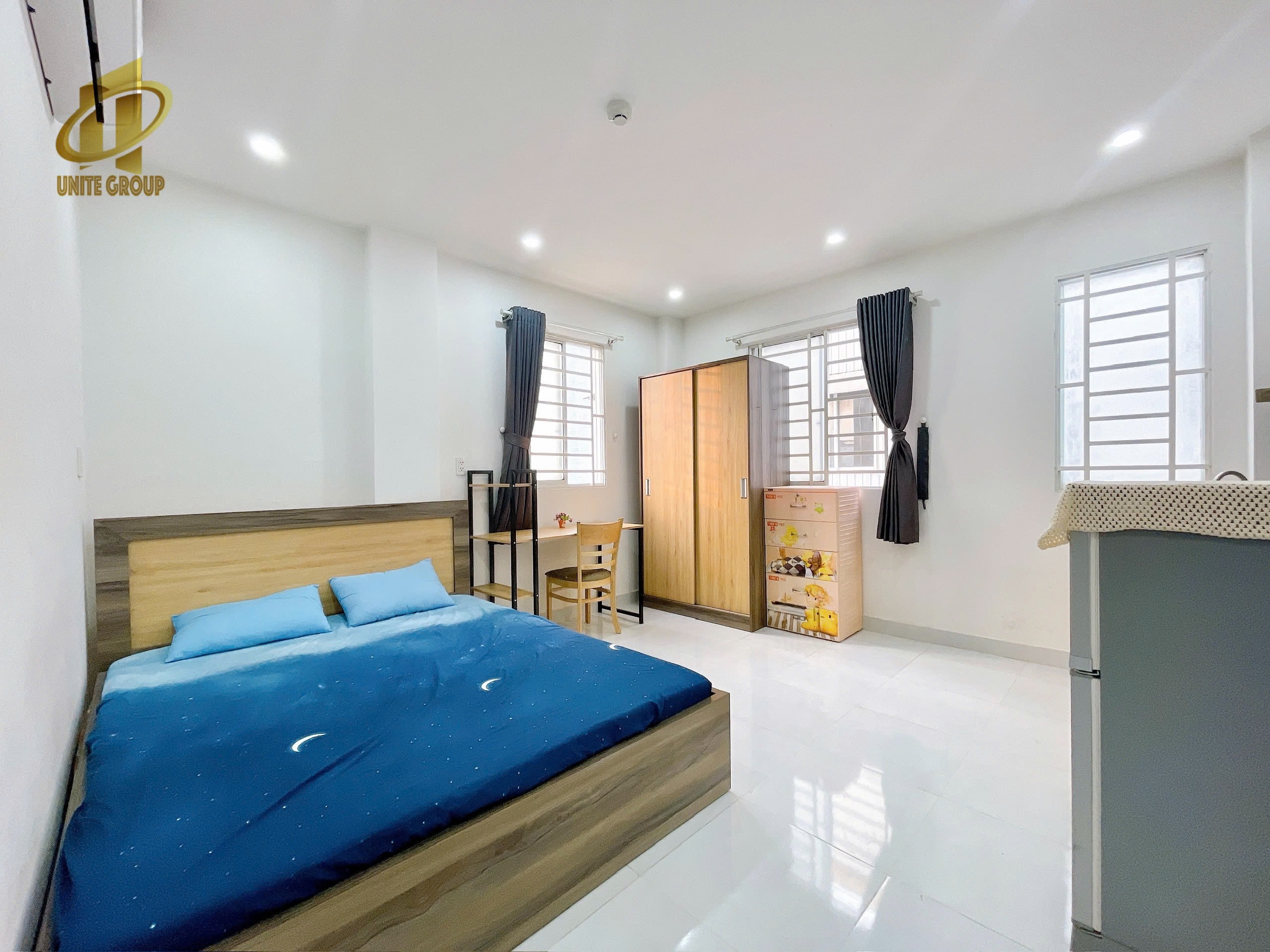 Cho thuê 1 phòng Studio full nội thất, cửa sổ thoáng ngay 79 Tân Quy, Quận 7