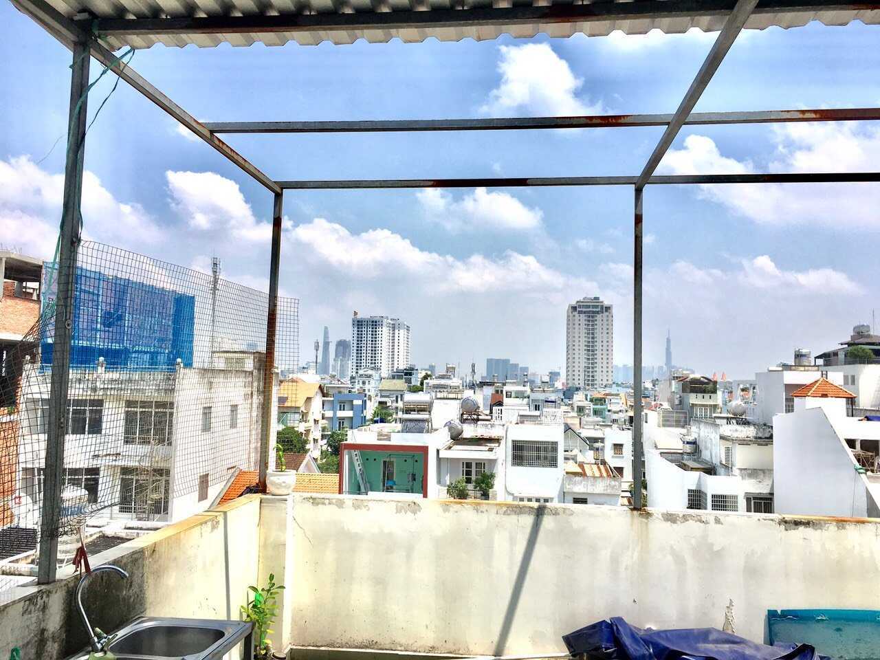 Cho Thuê Phòng trọ giá rẻ Quận 7-PN: 30m2, ban công: 30m2 - full nội thất – Ban công riêng - giờ giấc tự do