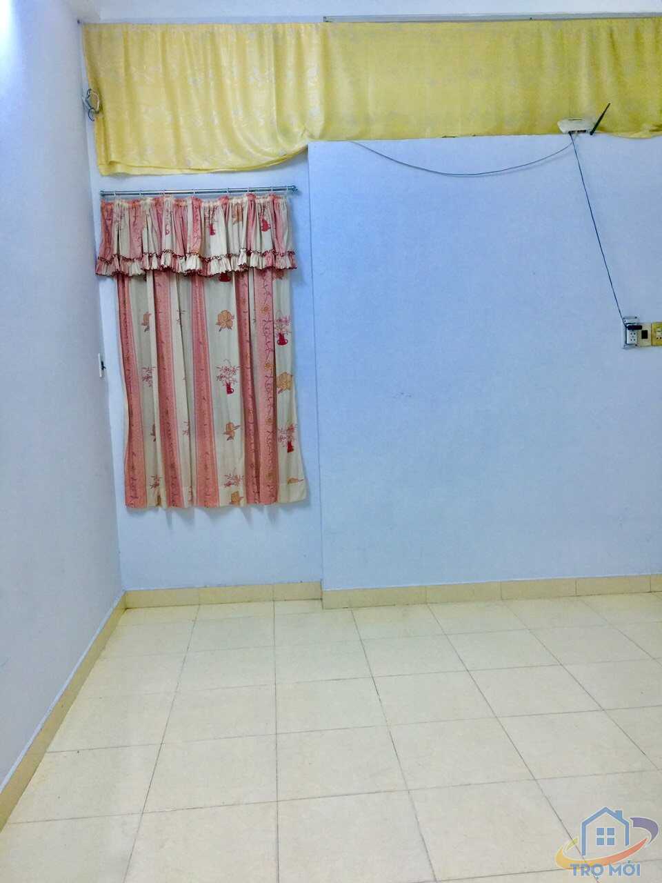 Cho Thuê Phòng 20m2 quận 4 (lầu 1 - wc riêng)