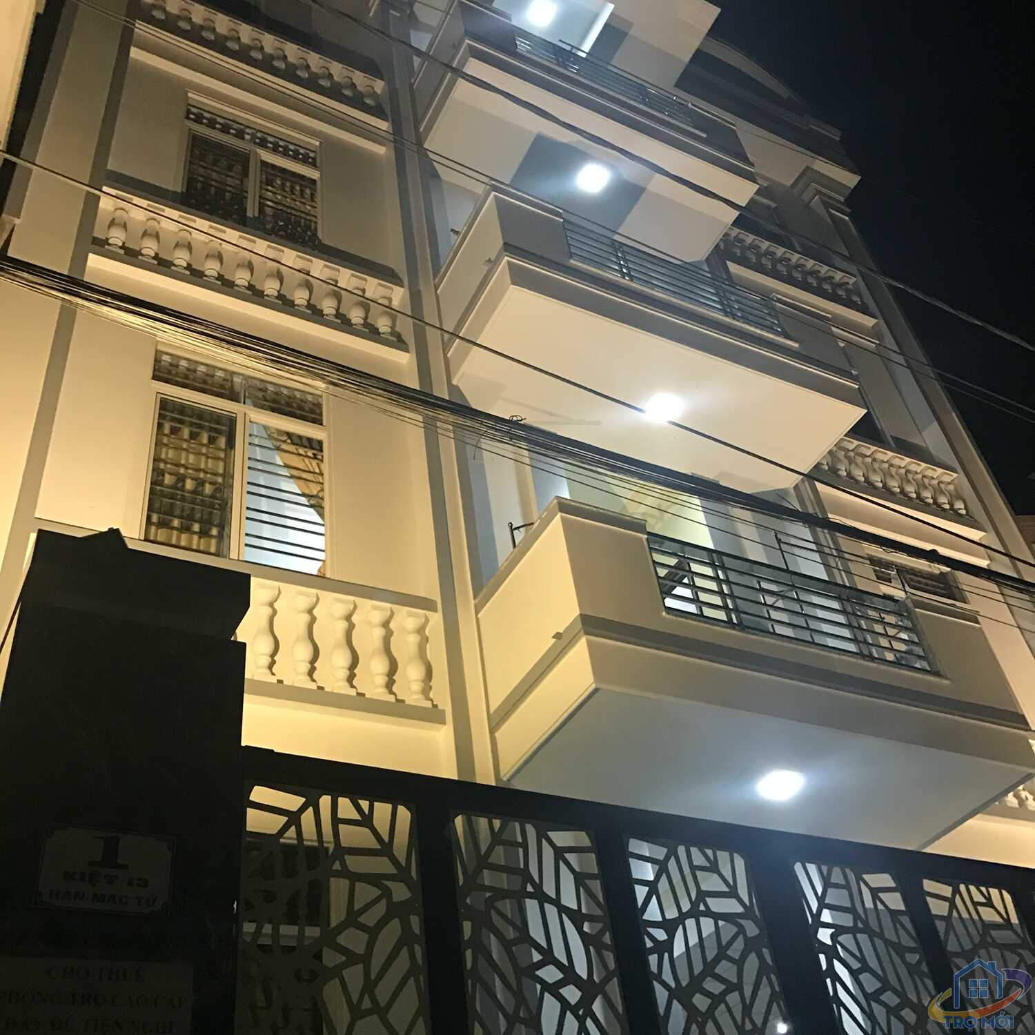 Luxury Dorm - Nhà Trọ Cao Cấp - 13 Hàn Mặc Tử