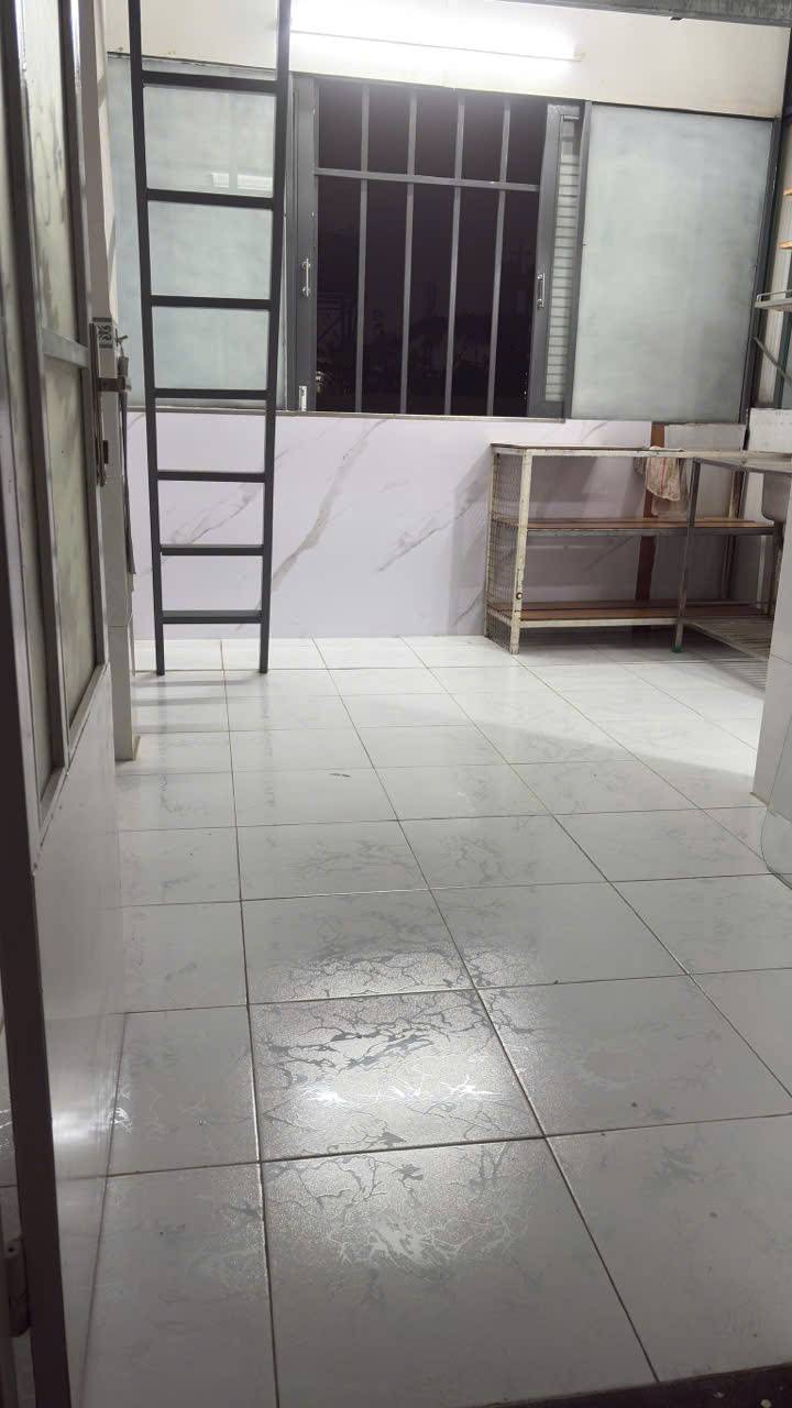 Nhà trọ đường Hoàng Xuân Nhị, Phường Phú Trung, Quận Tân Phú, Thành phố Hồ Chí Minh