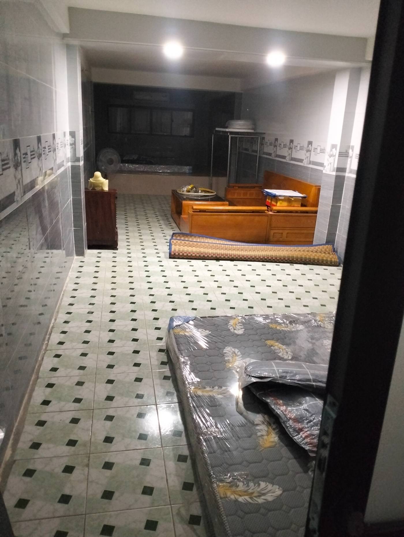 Nhà Trọ Đường Lạc Long Quân, Phường 10, Quận Tân Bình, Hồ Chí Minh 