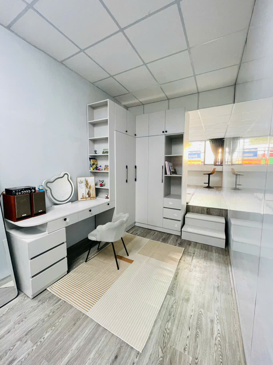 studio 1 phòng ngủ cửa sổ lớn - đầy đủ nội thất gần Lotte, trường TĐT, NTT