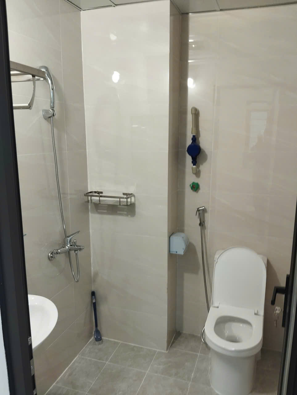 Phòng mới ccmn Lai xá, full đồ, ban công , gần đhcn giá chỉ từ 3tr1 lh 0966412886