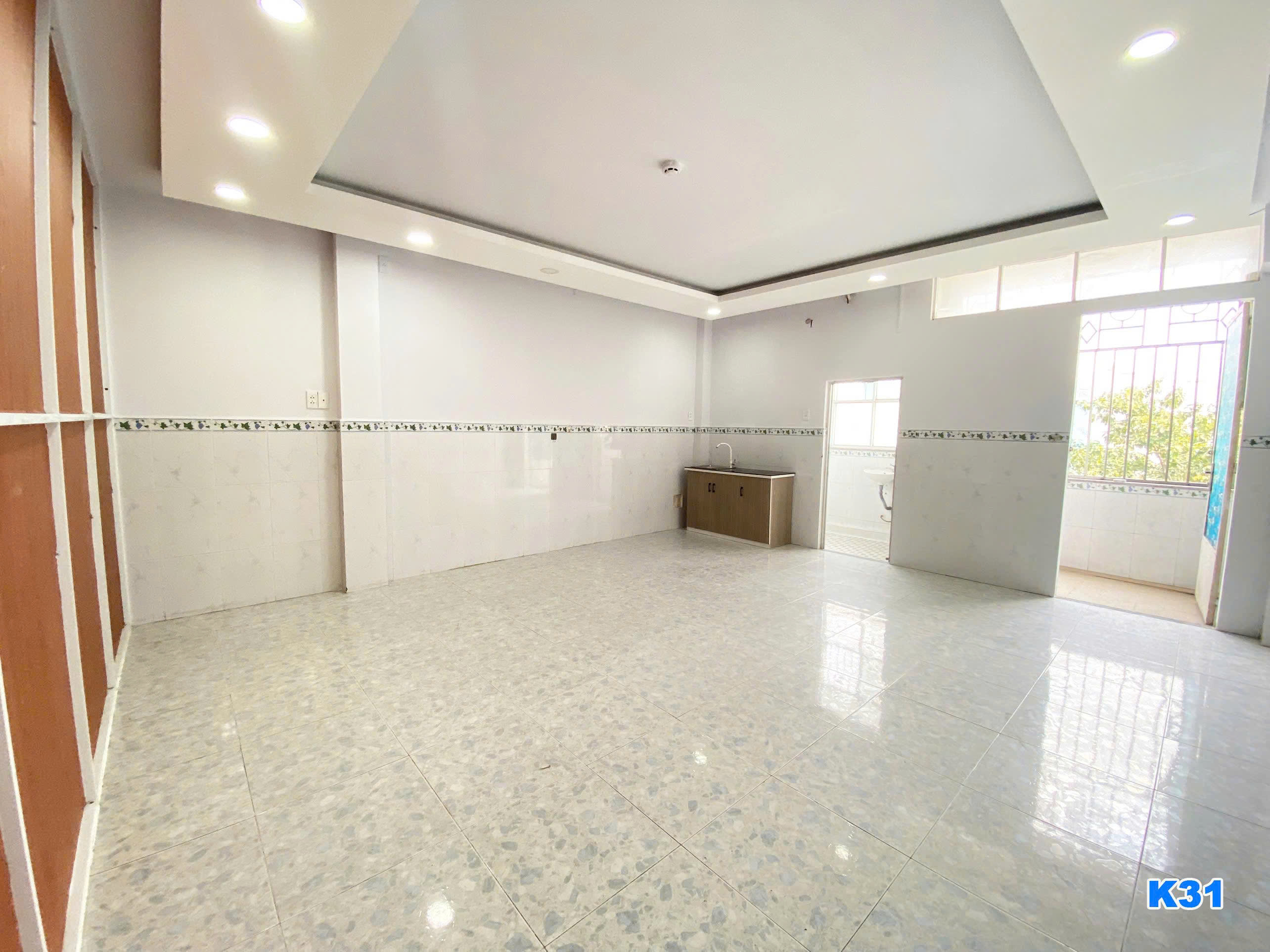 CĂN HỘ BAN CÔNG 30M2 SẴN NỘI THẤT