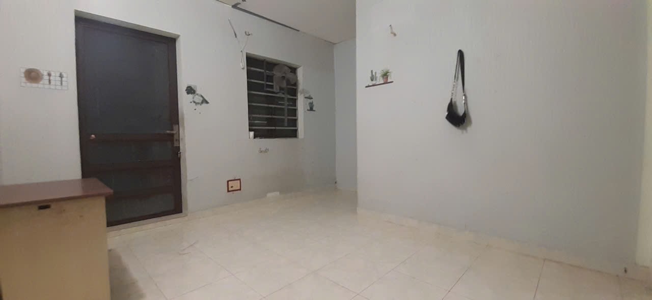 Phòng trọ Âu Cơ, giá 3 triệu, diện tích 28m2 