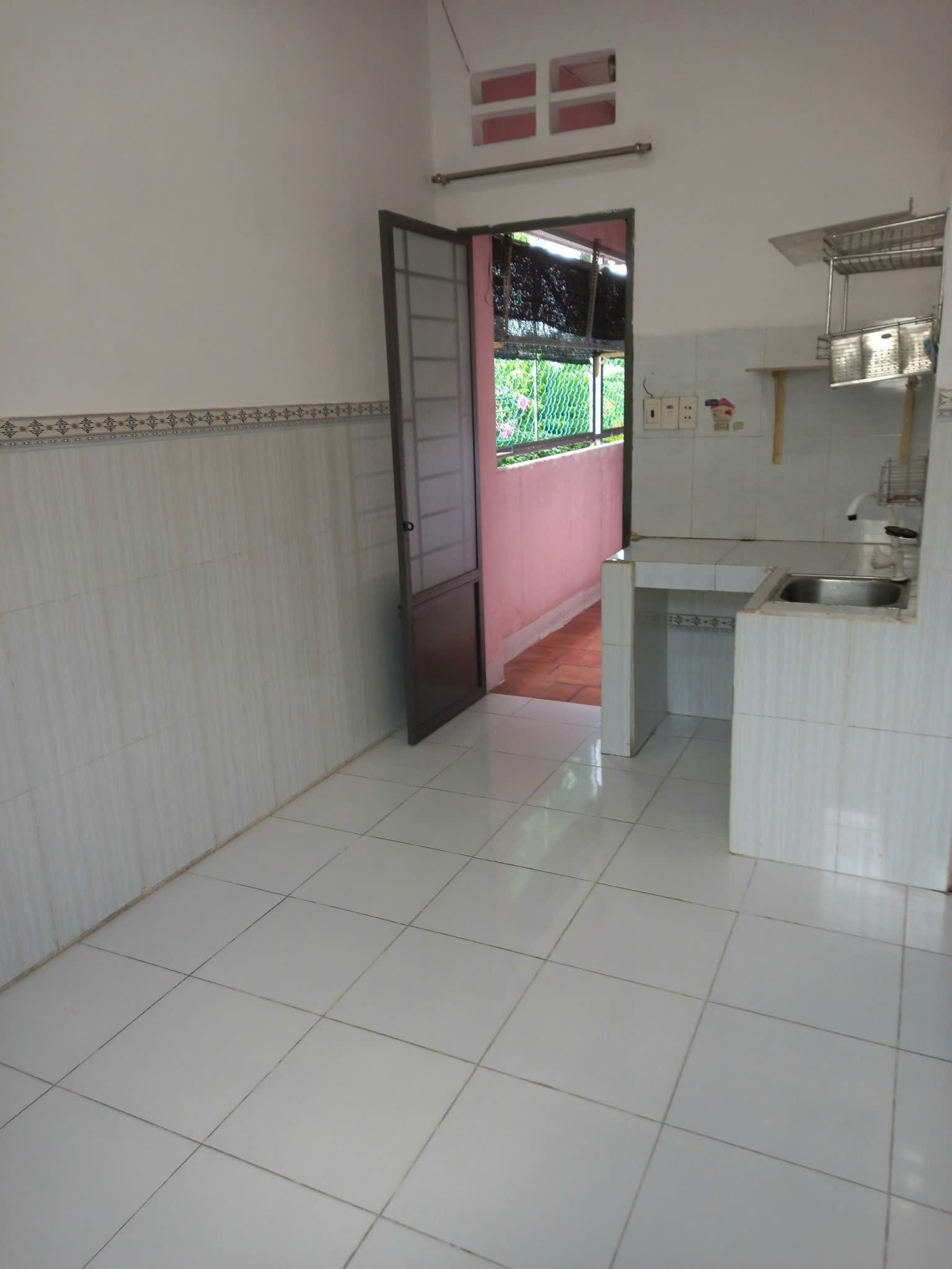 Phòng trọ 5x4m Q12 Tân Thới Nhất Phan văn Hớn 2tr