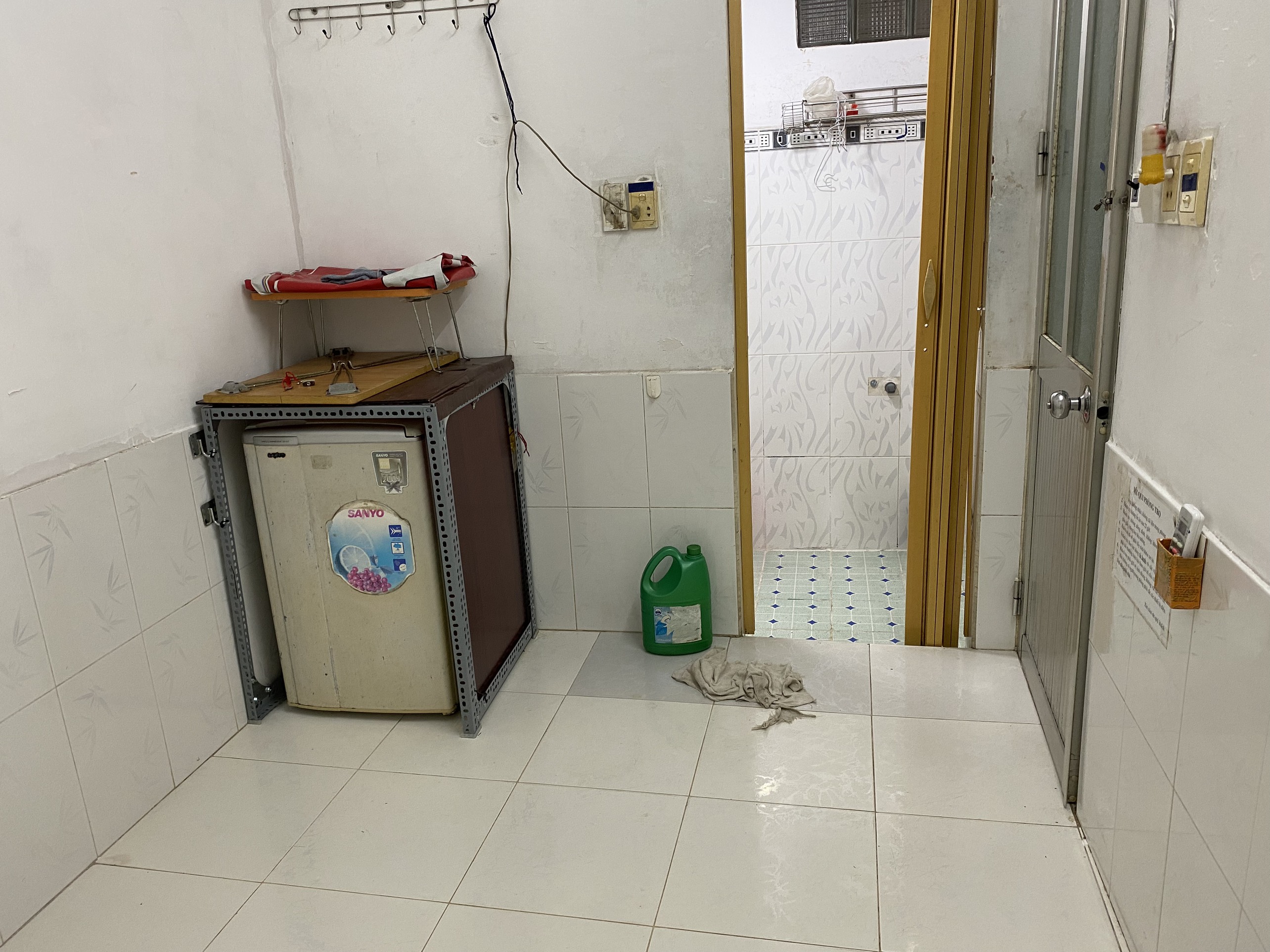 CHO THUÊ PHÒNG LẦU ĐÚC TẠI ĐƯỜNG CÁCH MẠNG THÁNG 8, P11, QUẬN 3