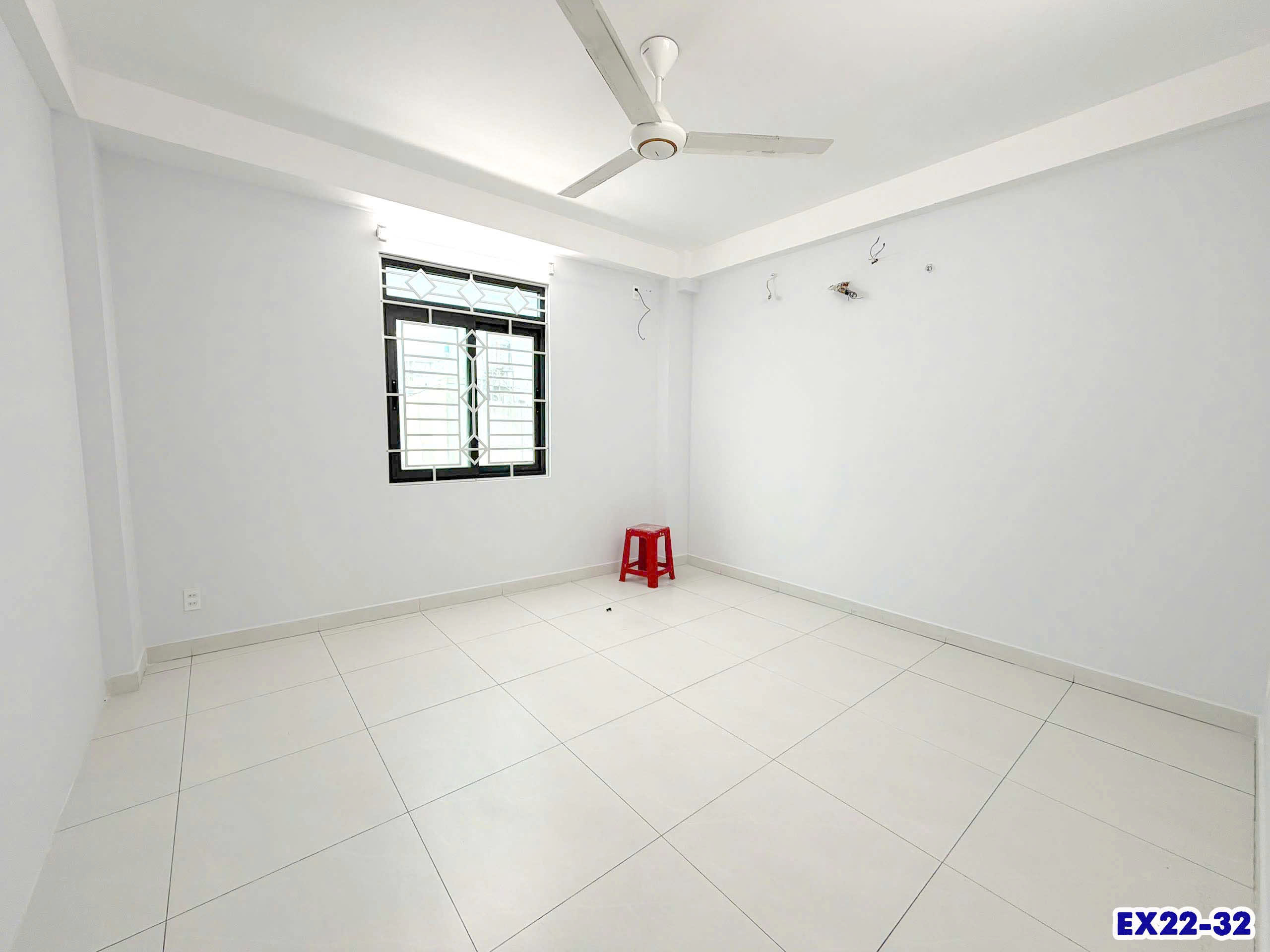 TRỐNG SẴN NHIỀU PHÒNG RỘNG THOÁNG