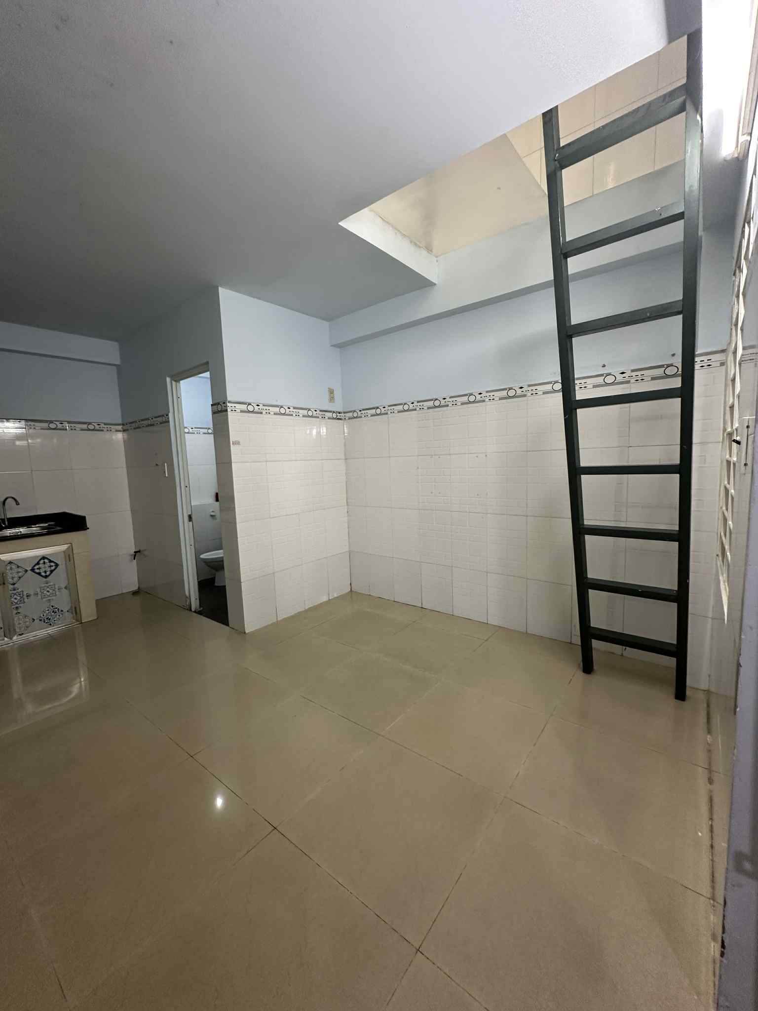 CHO THUÊ PHÒNG TRỌ RỘNG 40M2 - LỐI ĐI RIÊNG - KHÔNG CHUNG CHỦ