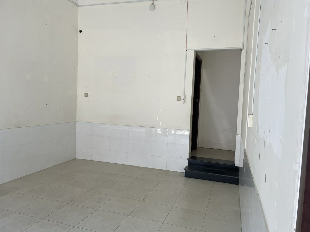 PHÒNG TRỌ 30m² – THOÁNG MÁT – KHÔNG CHUNG CHỦ – Ở TỰ DO