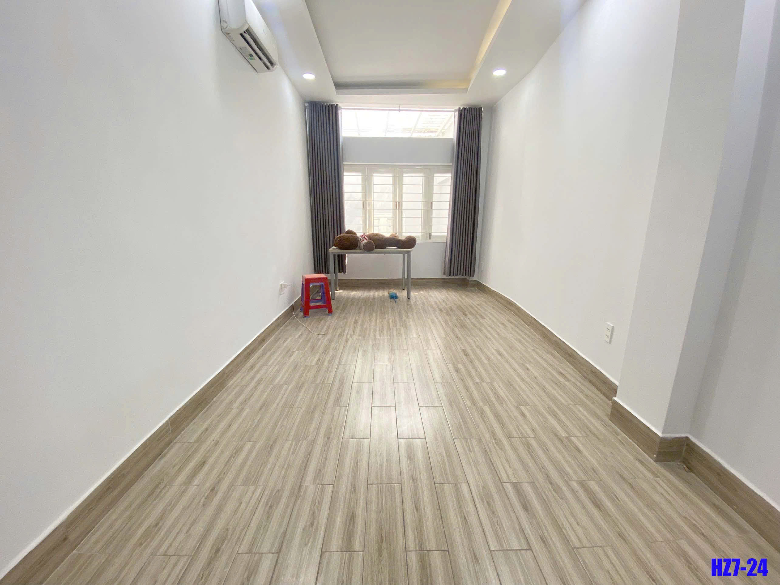 SẴN NHIỀU PHÒNG SIÊU RỘNG