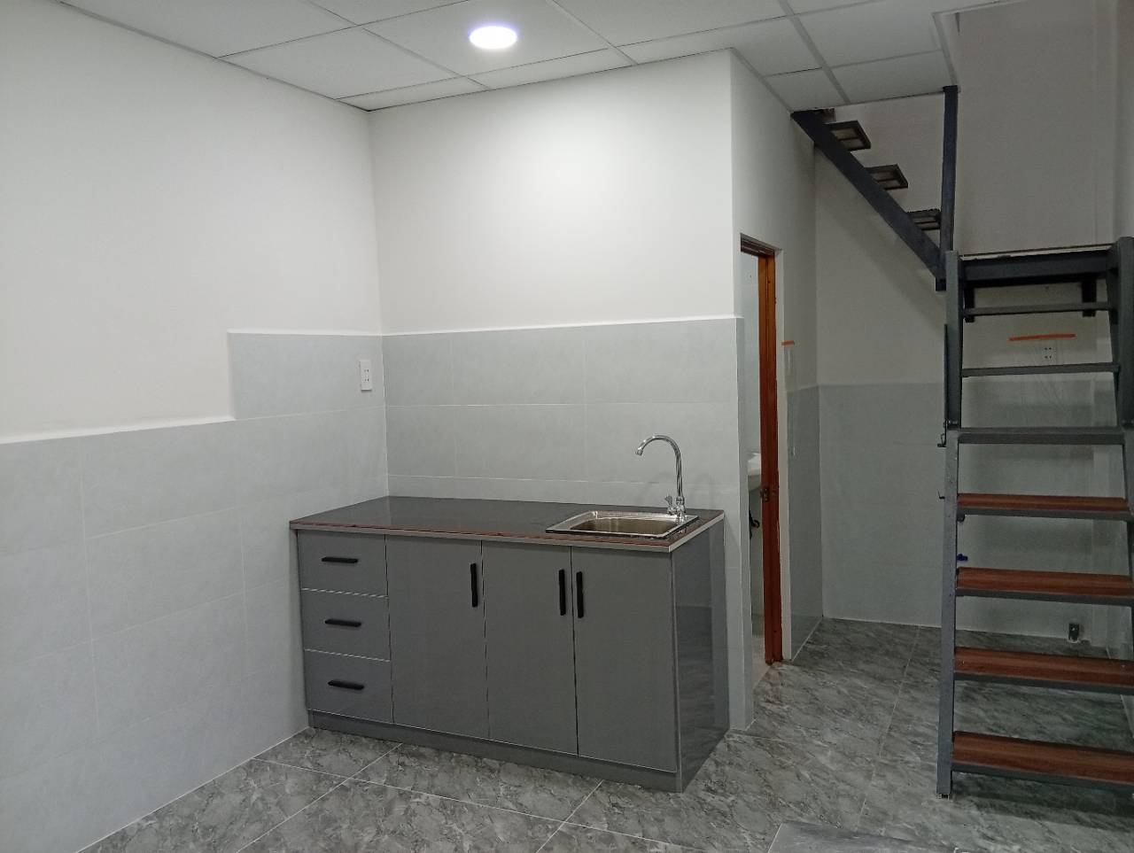 Phòng cho thuê gần Công Viên Phần Mềm Quang Trung, ngã tư An Sương.
