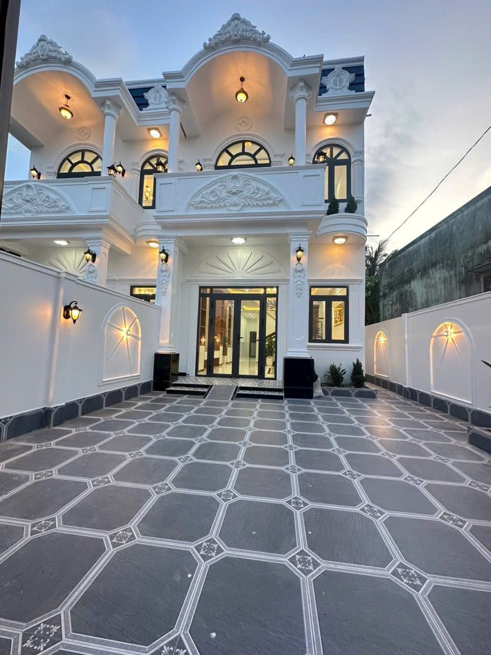 Nhà Nguyên Căn Tại Thân Cửu Nghĩa, Châu Thành, Tiền Giang