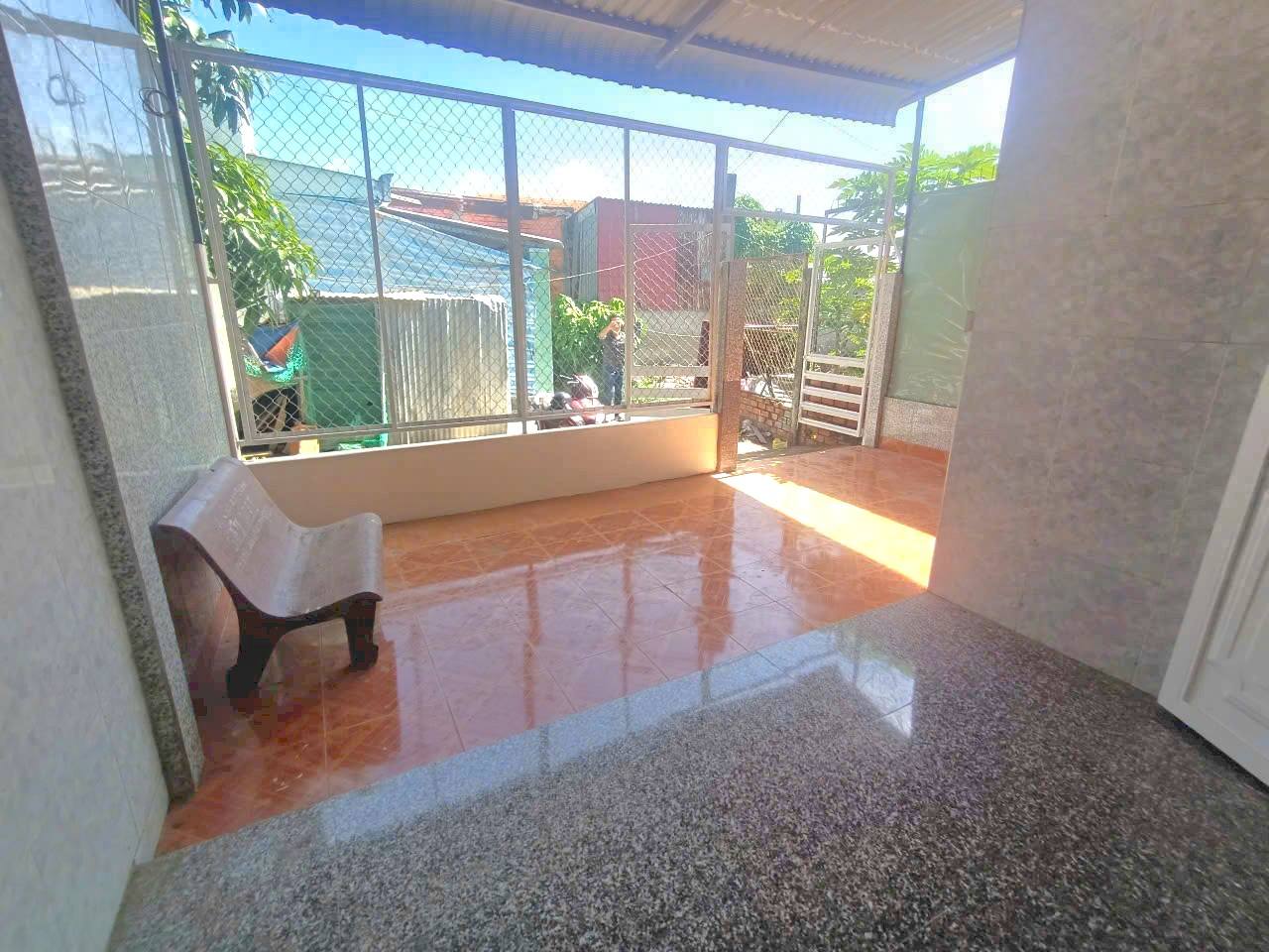 Nhà Nguyên Căn Gần Ấp Bích Trì, Xã Hòa Thuận, Huyện Châu Thành, Tỉnh Trà Vinh