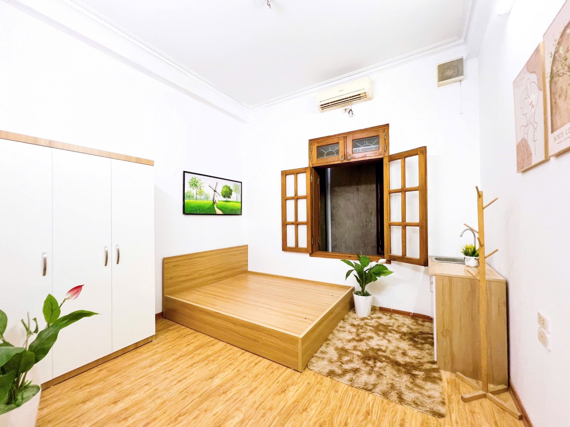 Phòng full nội thất tại Hoàng Quốc Việt, Bắc Từ Liêm